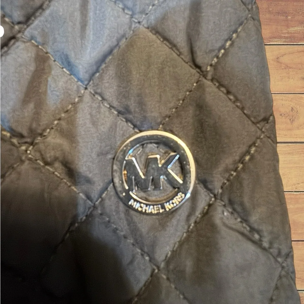 Michael Kors Women's Thin Diamond Quilted Spring Jacket With Gold Accents SizeXS - Picture 14 of 14